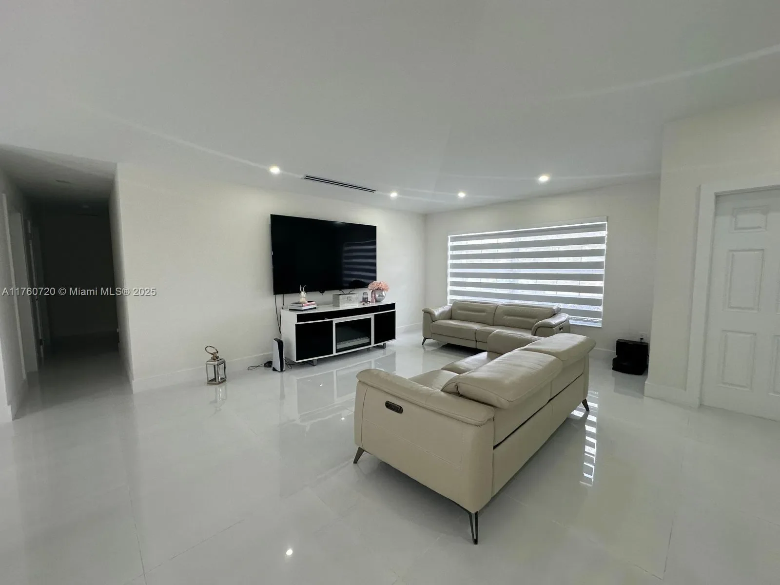 15690 SW 153rd Ct, Miami, Florida, United States. - Photo 11