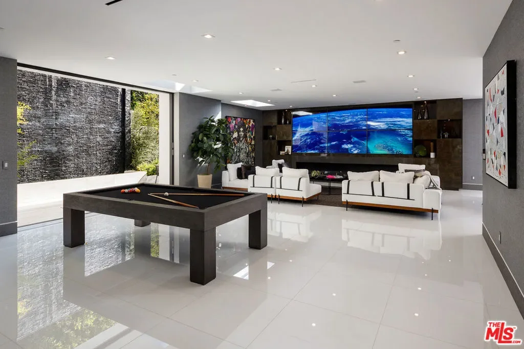 1475 Bel Air Road, Los Angeles, California, United States. - Photo 18