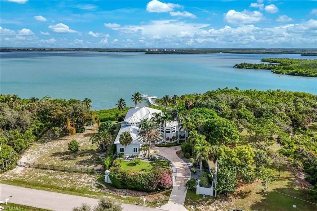 831 Caxambas DR, Marco Island, FL, 34145, USA, Marco Island, Florida, United States. - Photo 13