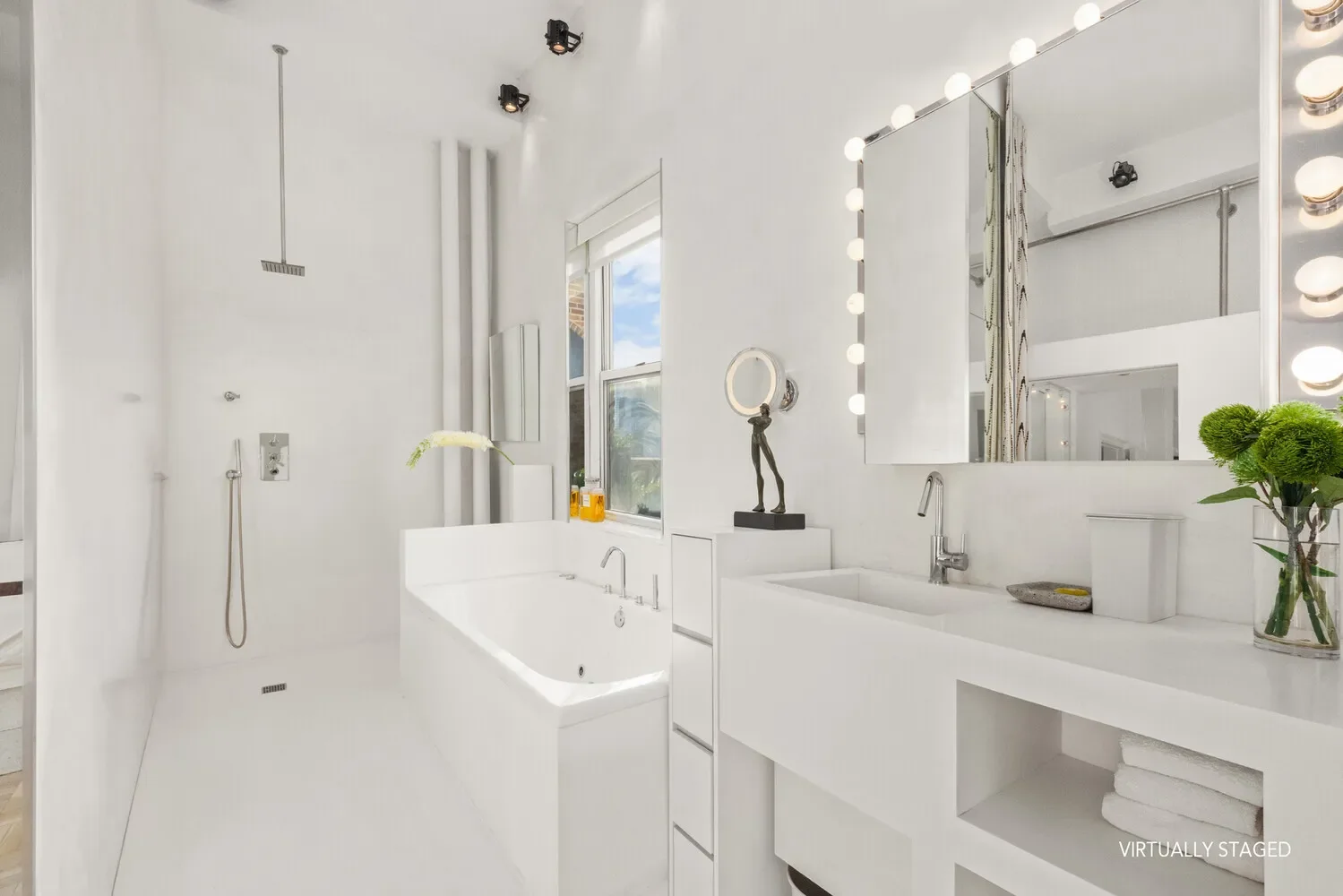 Southgate, 400 E 52ND ST, New York, New York, United States. - Photo 12
