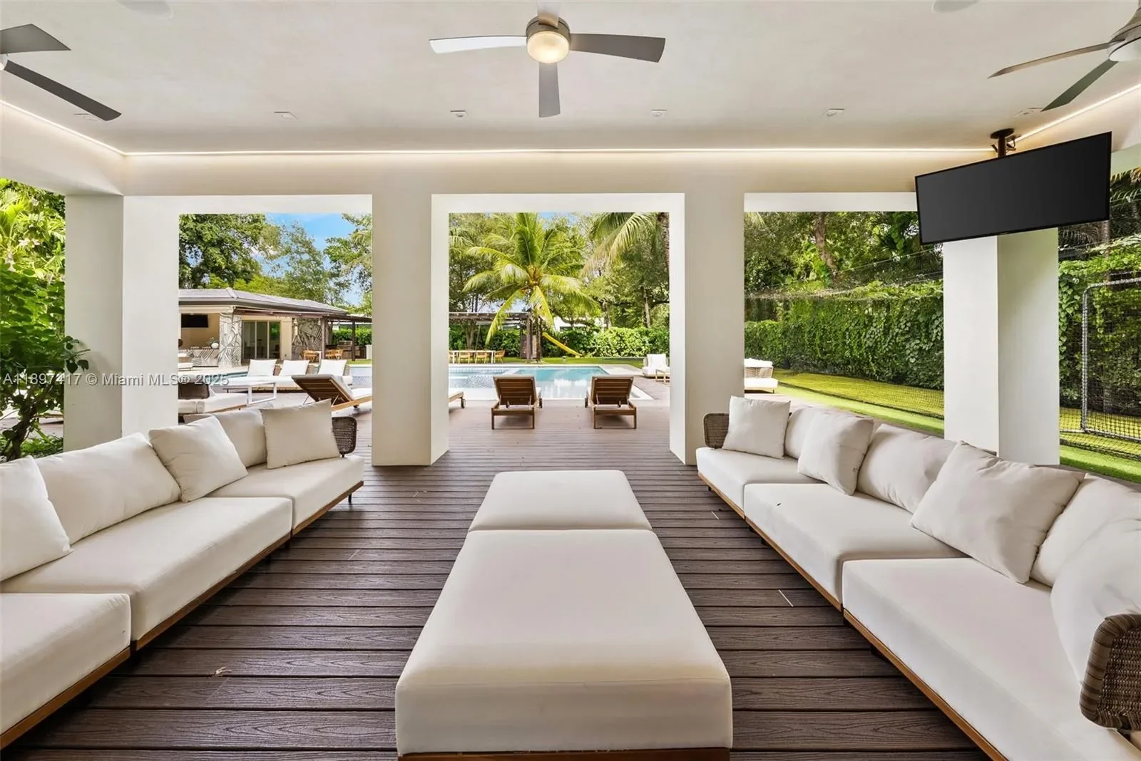 6831 SW 106th St, Coral Gables, Florida, United States. - Photo 9