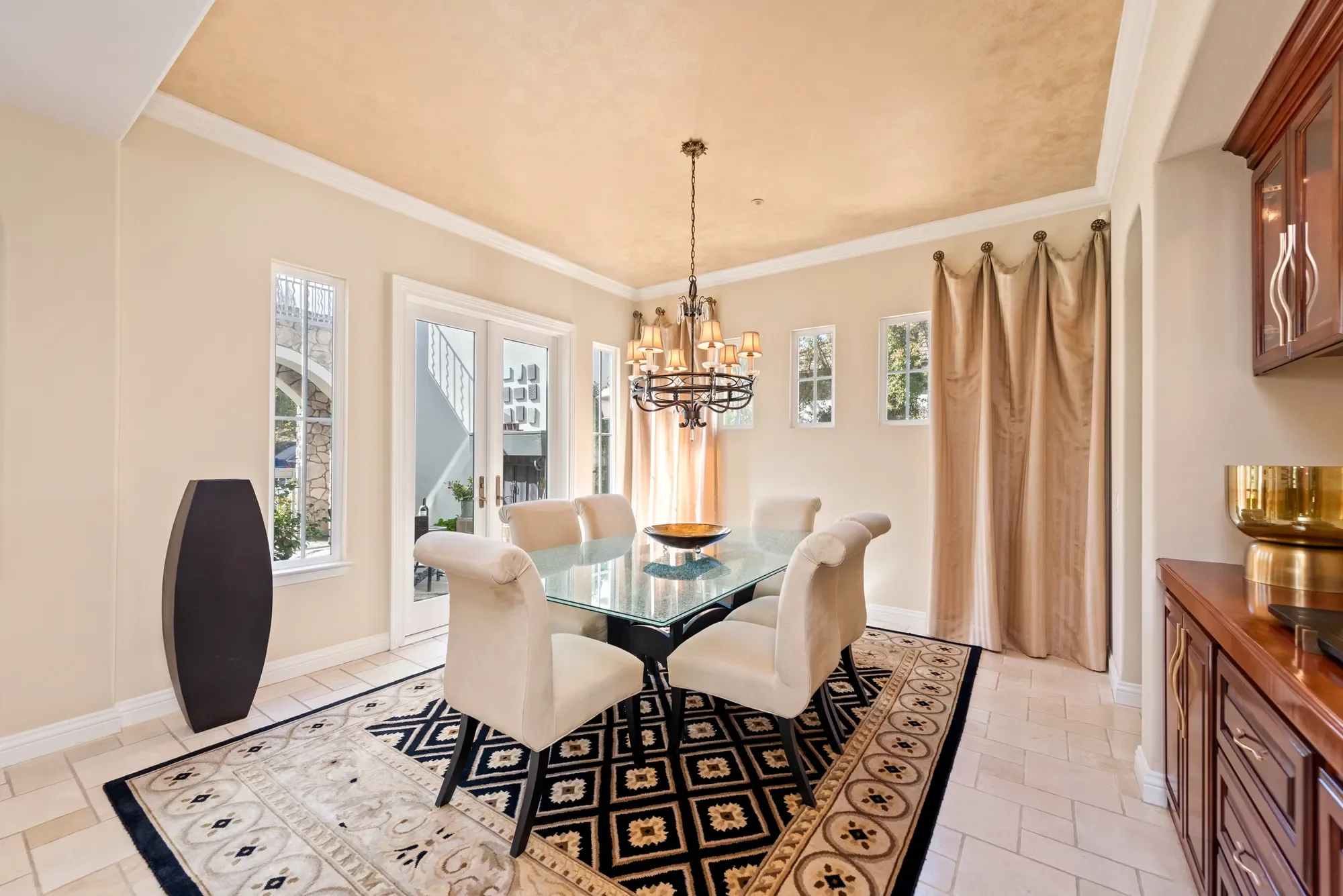 1008 N Country Club Drive, Simi Valley, CA 93065, Simi Valley, California, United States. - Photo 34