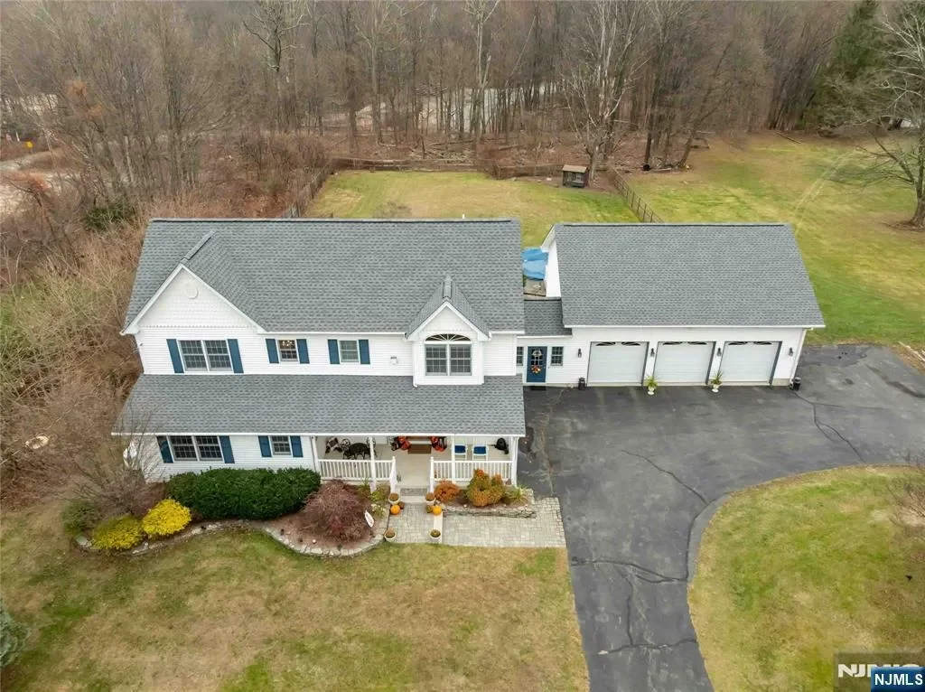 1432 Macopin Road, West Milford, NJ 07480, West Milford, New Jersey, United States. - Photo 34