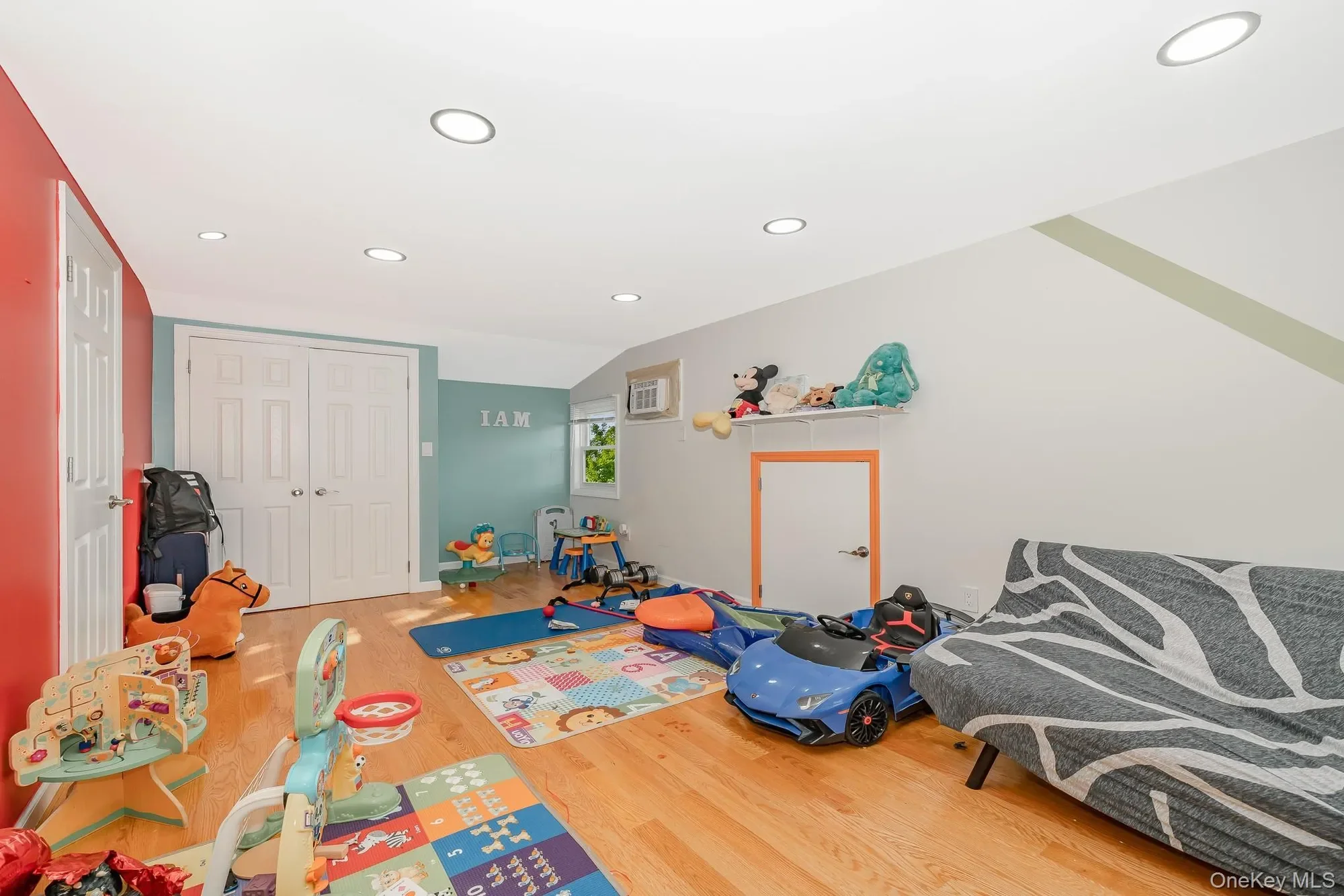 Gallery photo 7