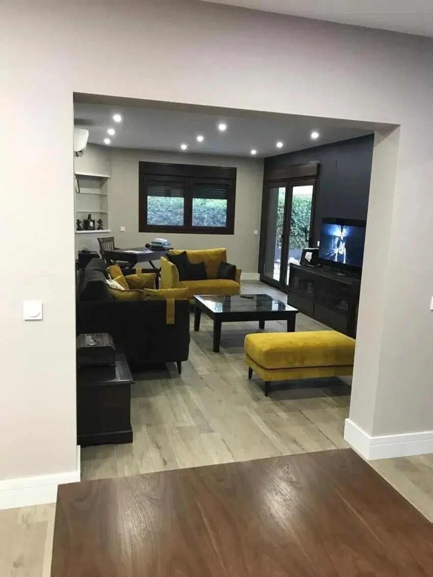 Gallery photo 10