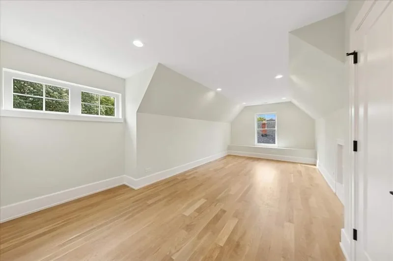 334 S. Ashland Avenue, La Grange, IL, 60525, USA, La Grange, Illinois, United States. - Photo 23