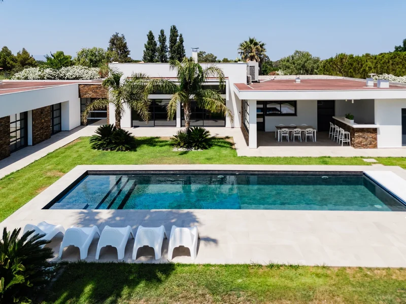 Perpignan, 10min From Te Sea, High Standard, Private & Secure