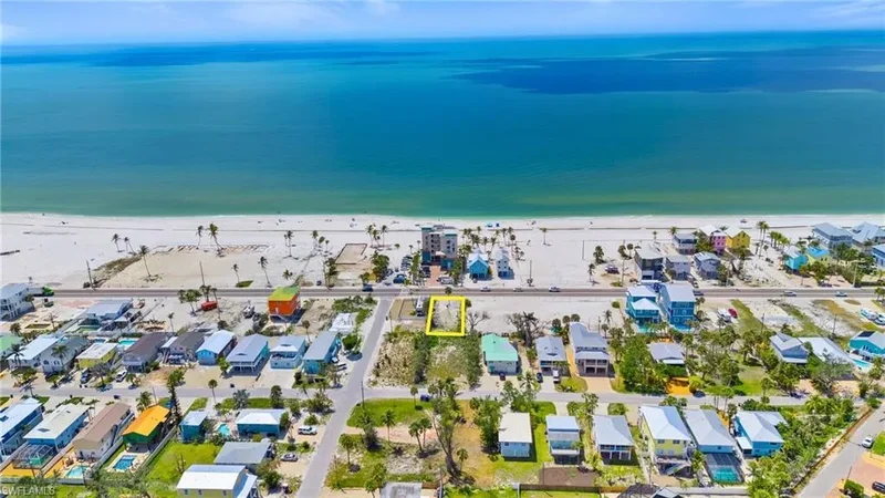 5421 / 5425, Fort Myers Beach, Florida, United States. - Photo 14
