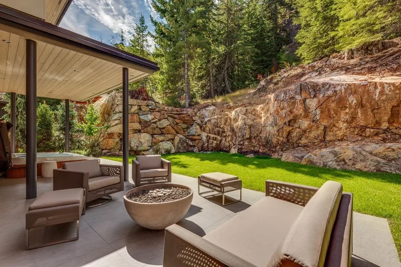 3418 Blueberry Drive, Whistler, British Columbia, Canada. - Photo 14