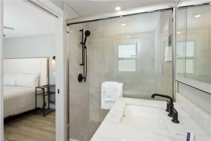 210 Dakota AVE, Fort Myers Beach, Florida, United States. - Photo 30