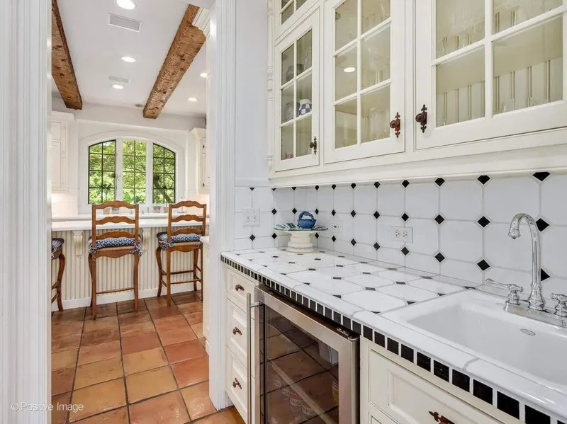 401 Glendale Avenue, Oak Brook, IL, 60523, USA, Oak Brook, Illinois, United States. - Photo 19