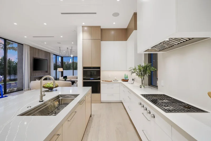 310 Grove Place, Delray Beach, Florida, United States. - Photo 18