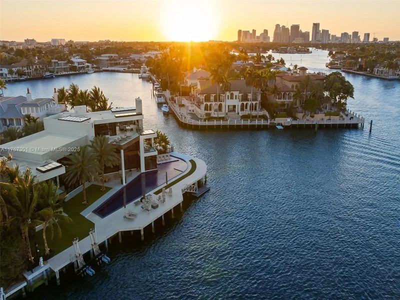 84 Isla Bahia Dr, Fort Lauderdale, Florida, United States. - Photo 50