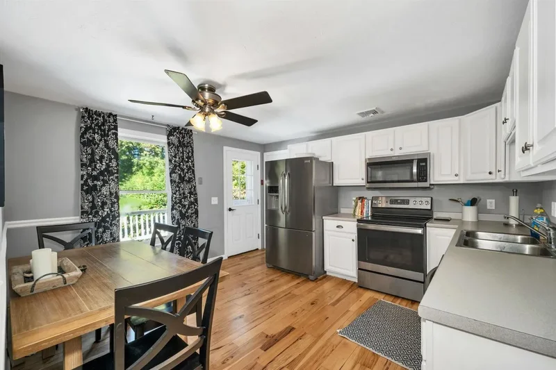 35 Fraser Drive, Salem, NH 03079, Salem, New Hampshire, United States. - Photo 27