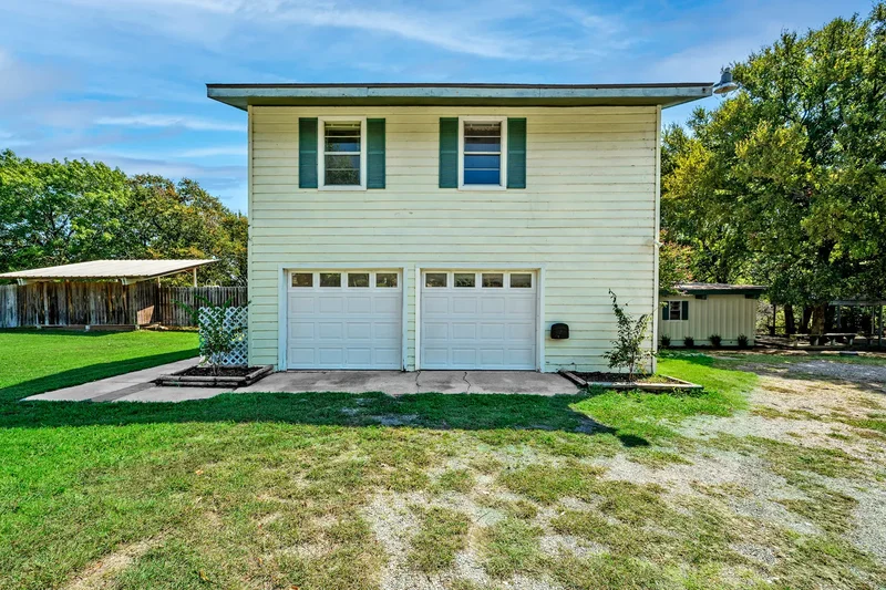920 Hanna Drive, Denison, TX 75020, Denison, Texas, United States. - Photo 44
