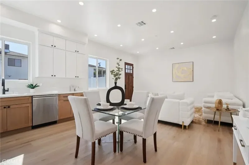 14929 Vose Street, Los Angeles, California, United States. - Photo 38
