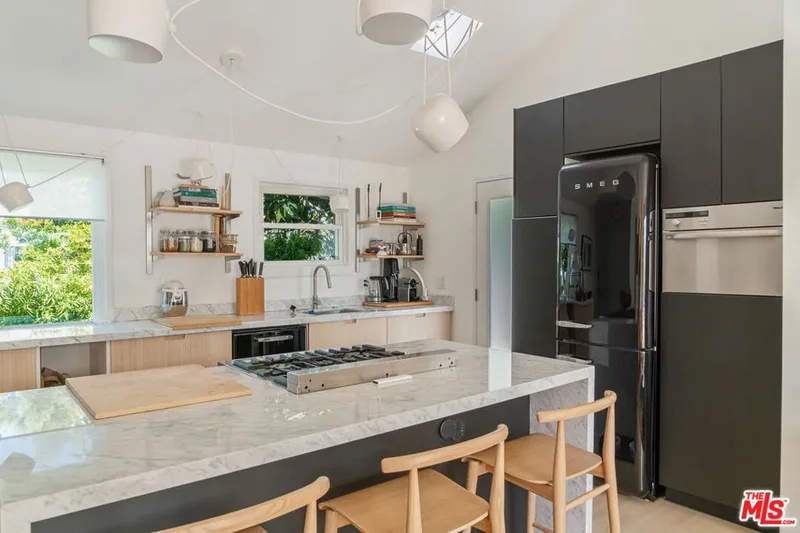 Single Family Residence in Venice