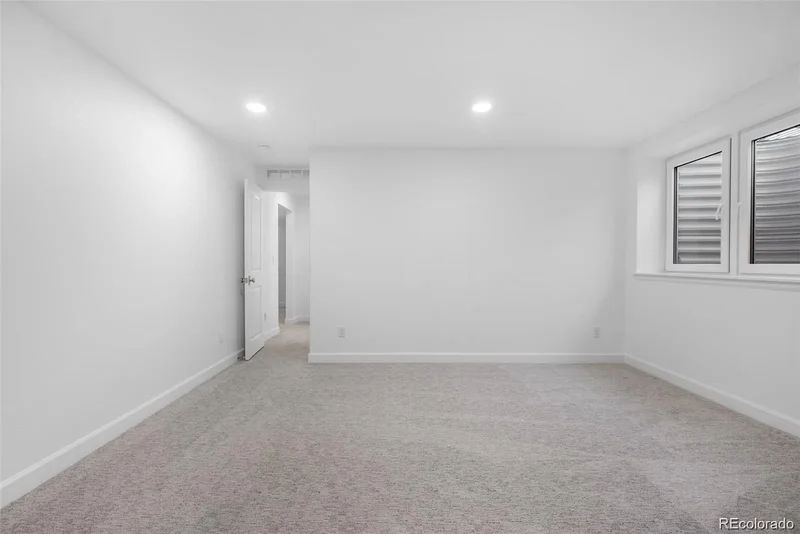 545 S Harrison Lane, Denver, Colorado, United States. - Photo 39