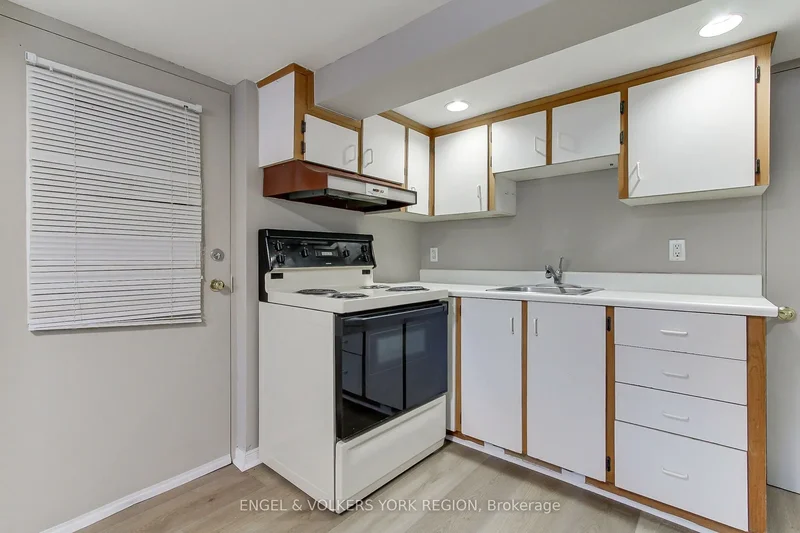 16942 Bayview Avenue, Newmarket, Ontario, Canada. - Photo 29