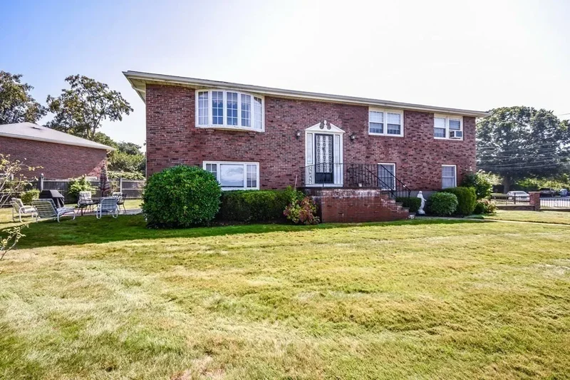 3 Christopher Dr, Nahant, MA 01908, Nahant, Massachusetts, United States. - Photo 14