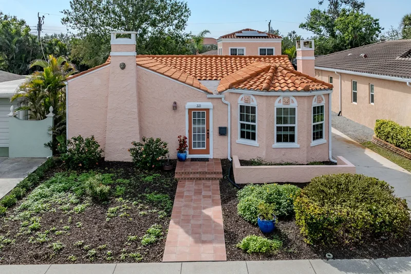 321 Pedro Street, Venice, FL 34285, Venice, Florida, United States. - Photo 38