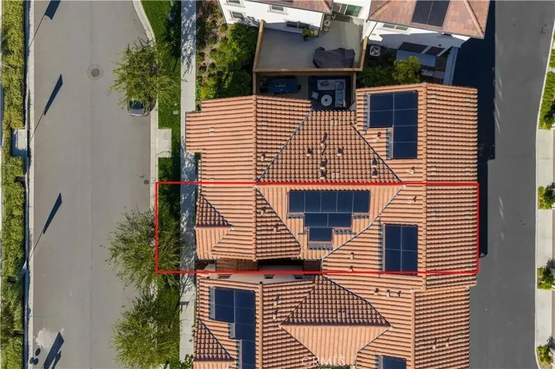 126 Sunnyside, Irvine, California, United States. - Photo 13