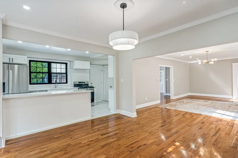 117-19 Union Tpke. , Forest Hills, NY 11375, New York, New York, United States. - Photo 18