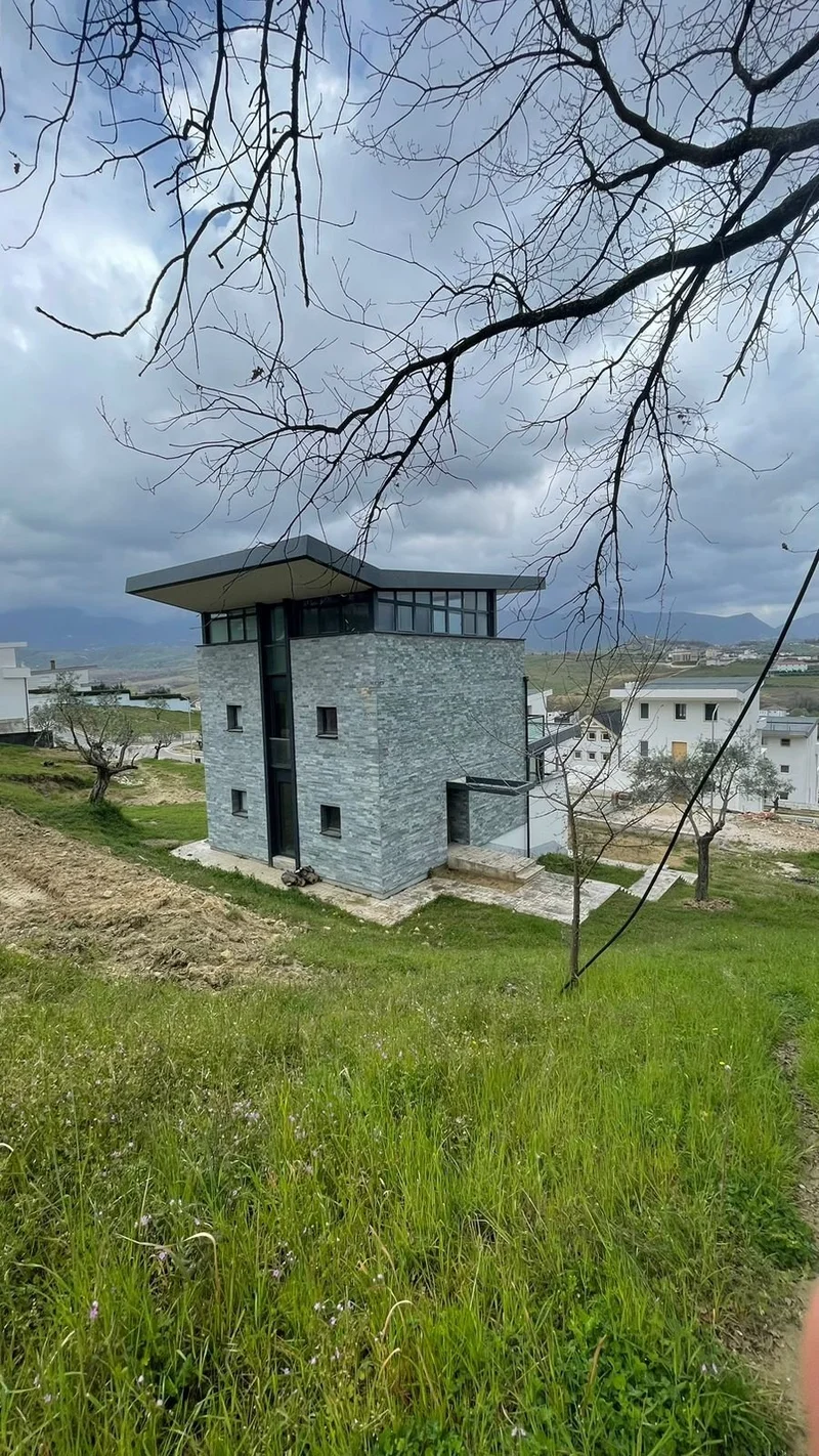 Rruga Shkallenjeve, Farkë, Tirana County, Albania. - Photo 5