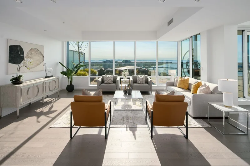 spectacular two-storey penthouse