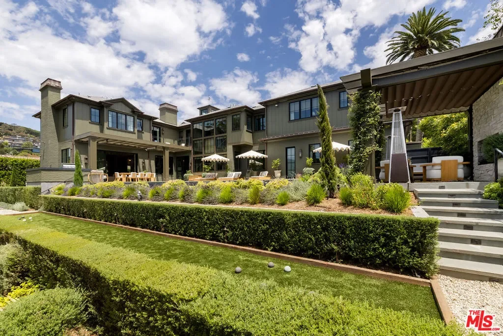 1529 Amalfi Drive, Los Angeles, California, United States. - Photo 12