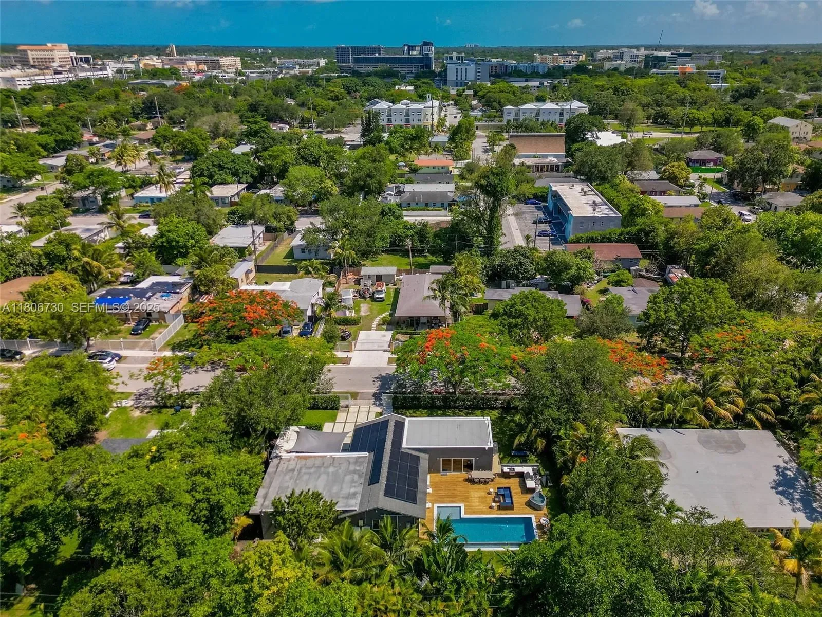5943 SW 62nd St, South Miami, FL 33143, Miami, Florida, United States. - Photo 16