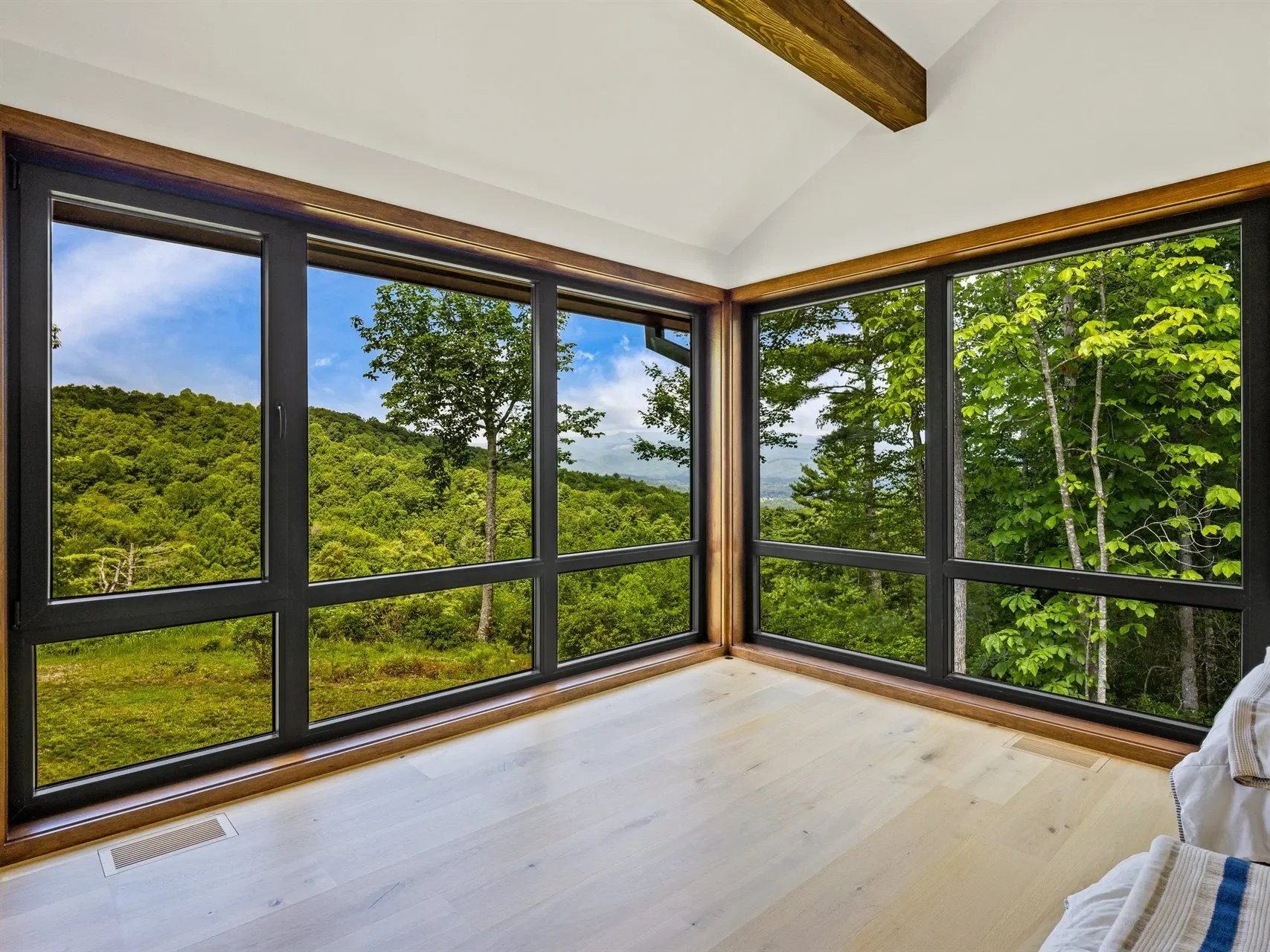 30 Banks, Brevard, NC, 28712, USA, Brevard, North Carolina, United States. - Photo 24
