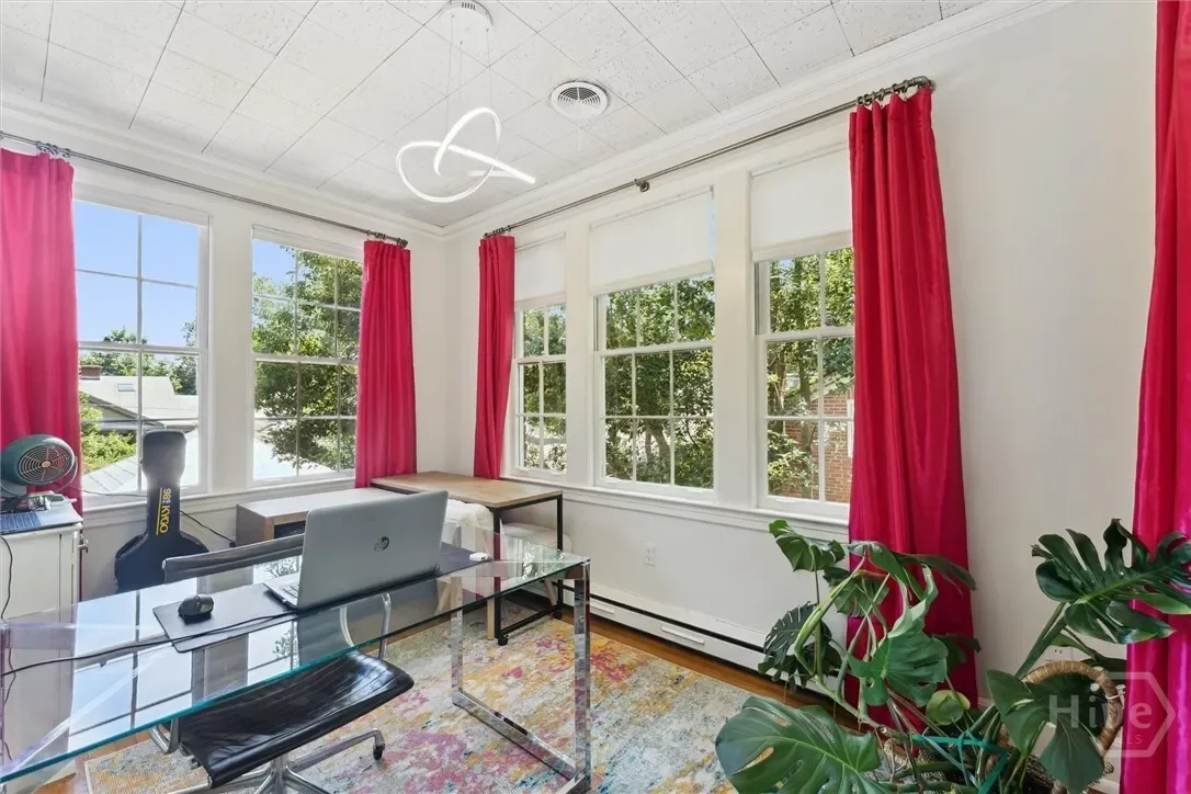 206 E 46th Street, Savannah, Georgia, United States. - Photo 8