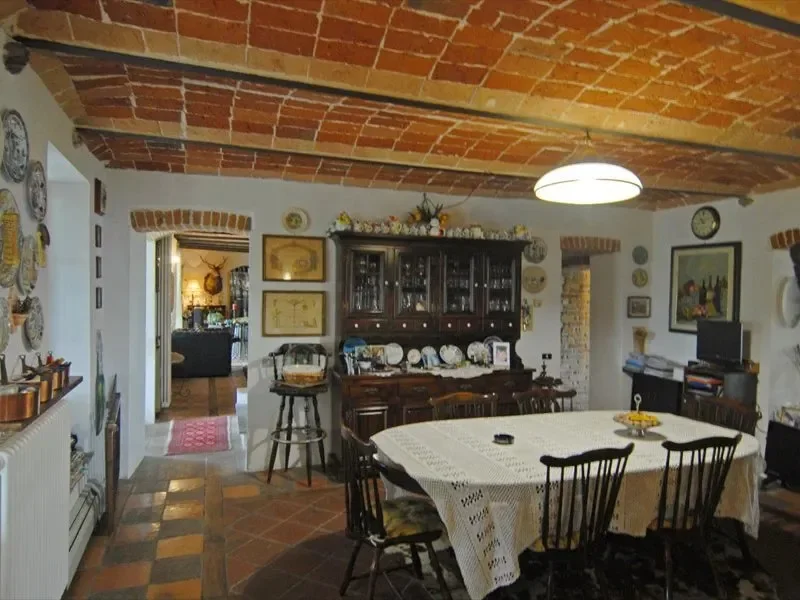Gallery photo 4