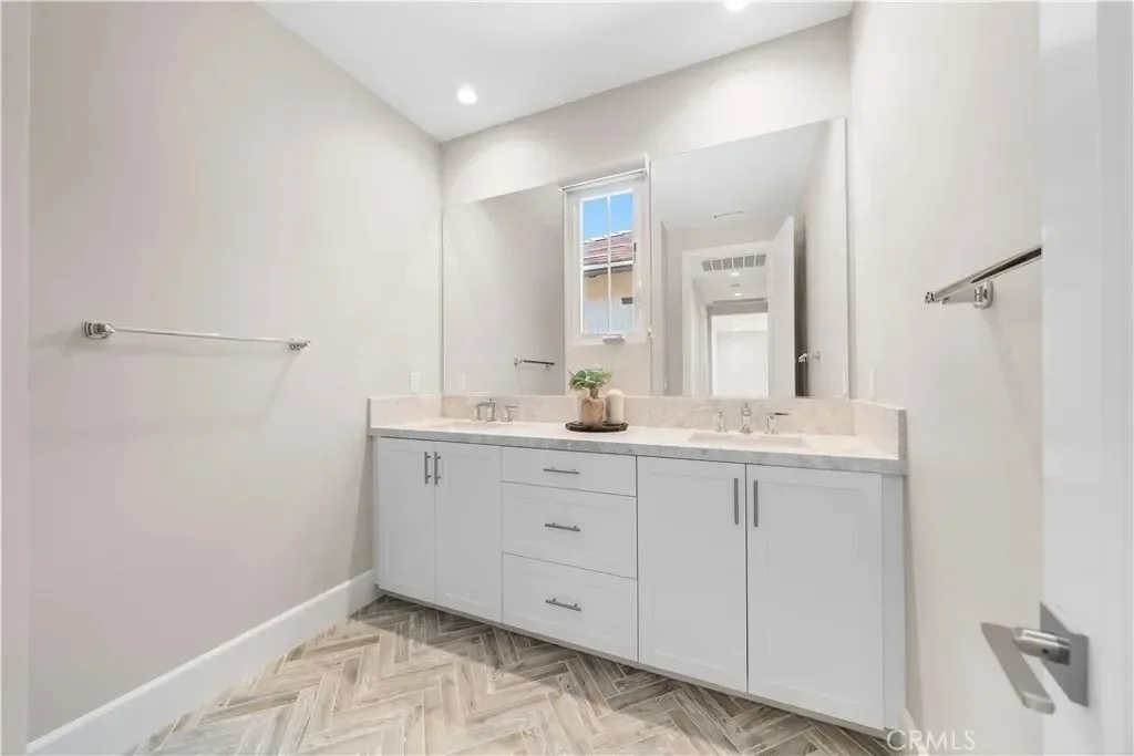 103 Sky, Irvine, California, United States. - Photo 37