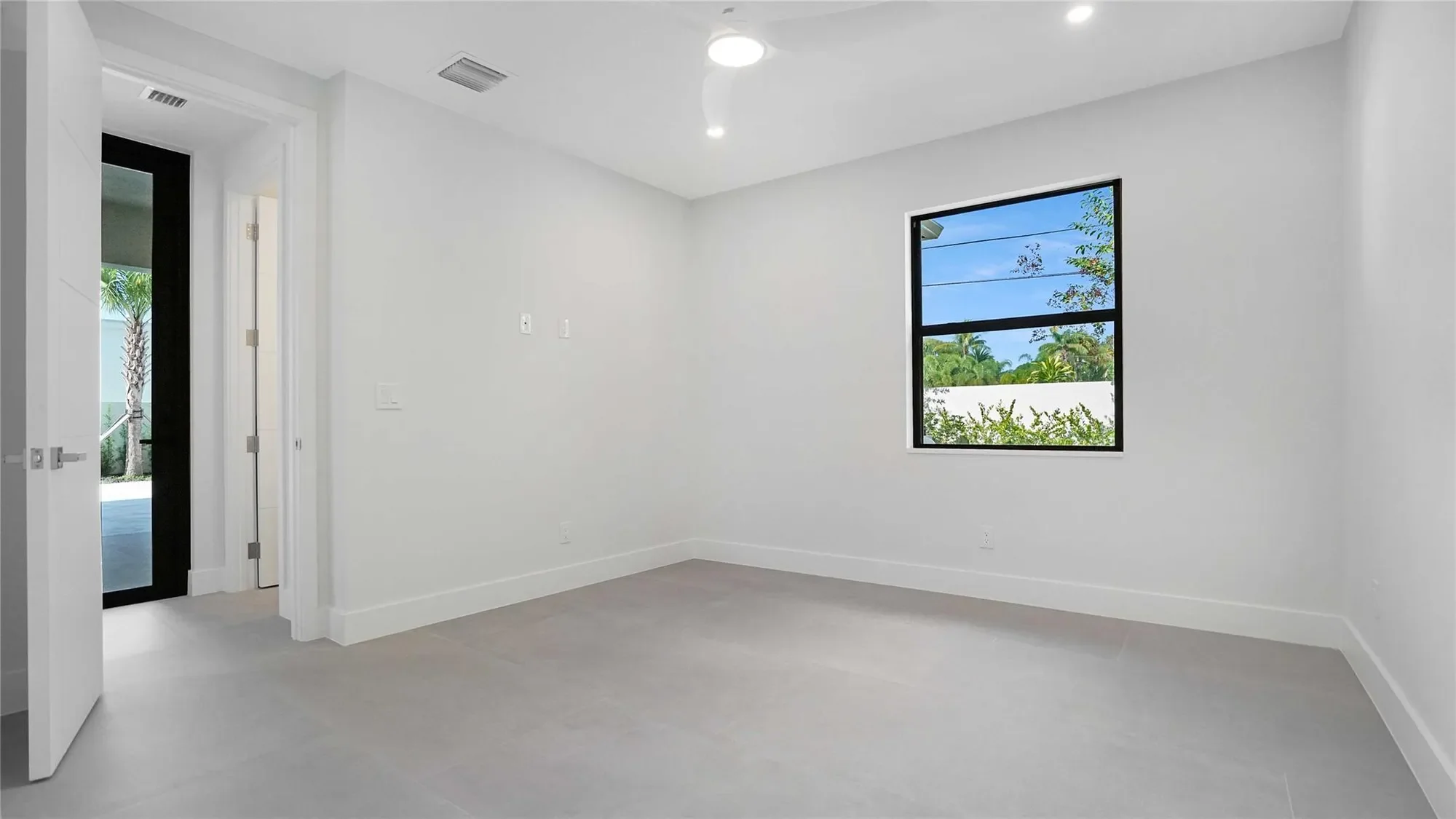 Gallery photo 5
