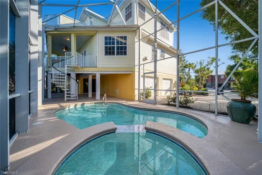 5810 Pine Tree DR, Sanibel, FL, 33957, USA, Sanibel, Florida, United States. - Photo 2