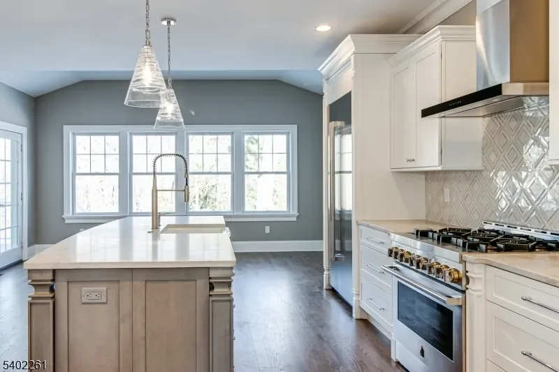 8 Juniper Pointe Trail, Green Brook Twp., NJ, 08812, USA, Green Brook Township, New Jersey, United States. - Photo 24