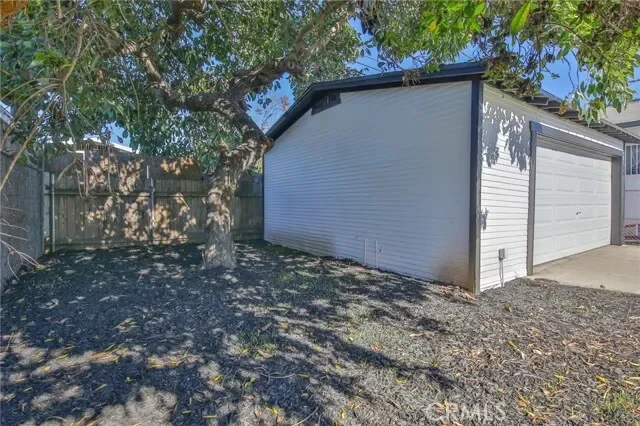 1335 W 68th, Los Angeles, CA 90044, Los Angeles, California, United States. - Photo 39