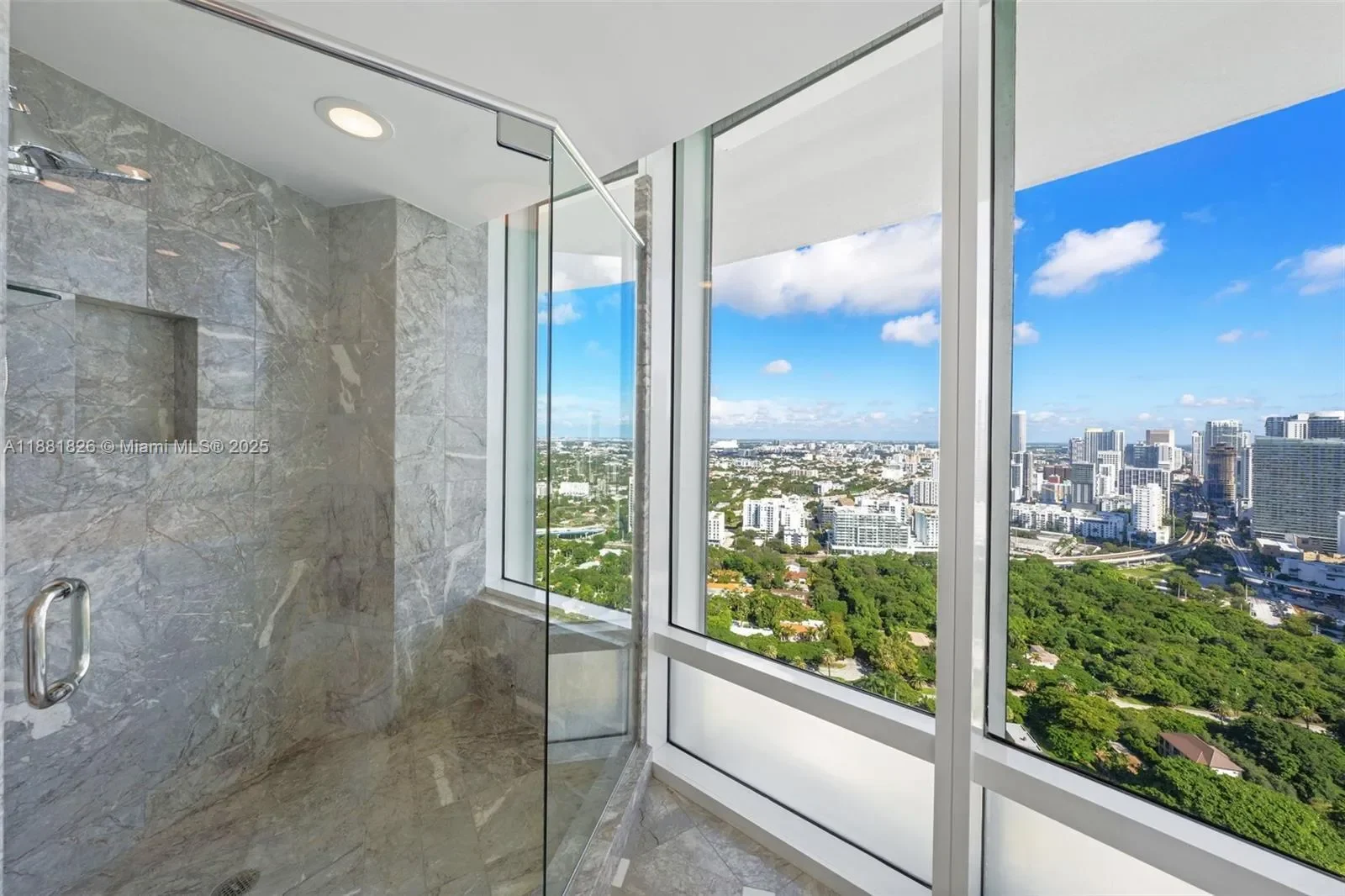1643 Brickell Ave 4102, Miami, Florida, United States. - Photo 26