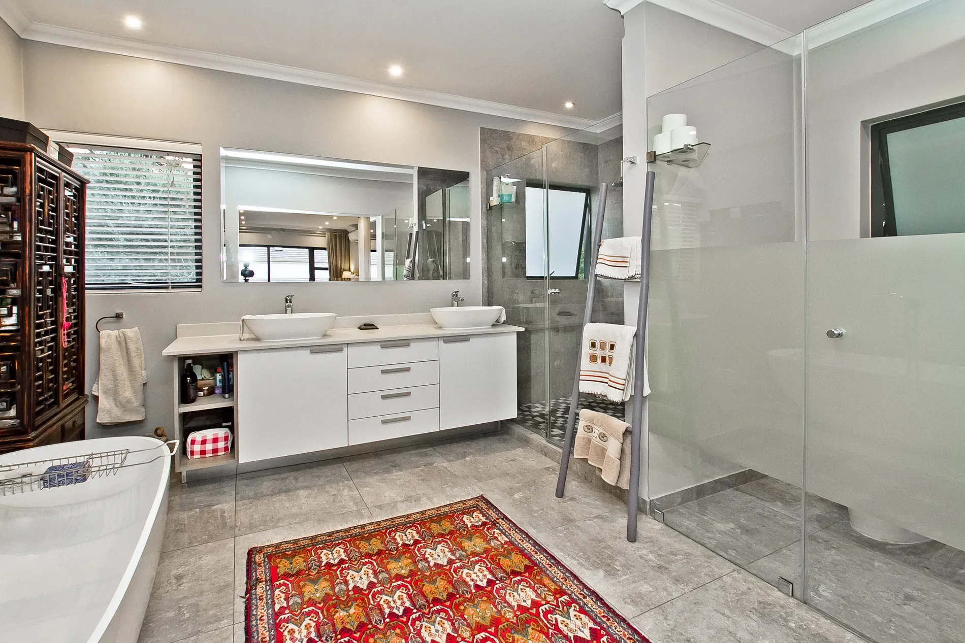 Gallery photo 4