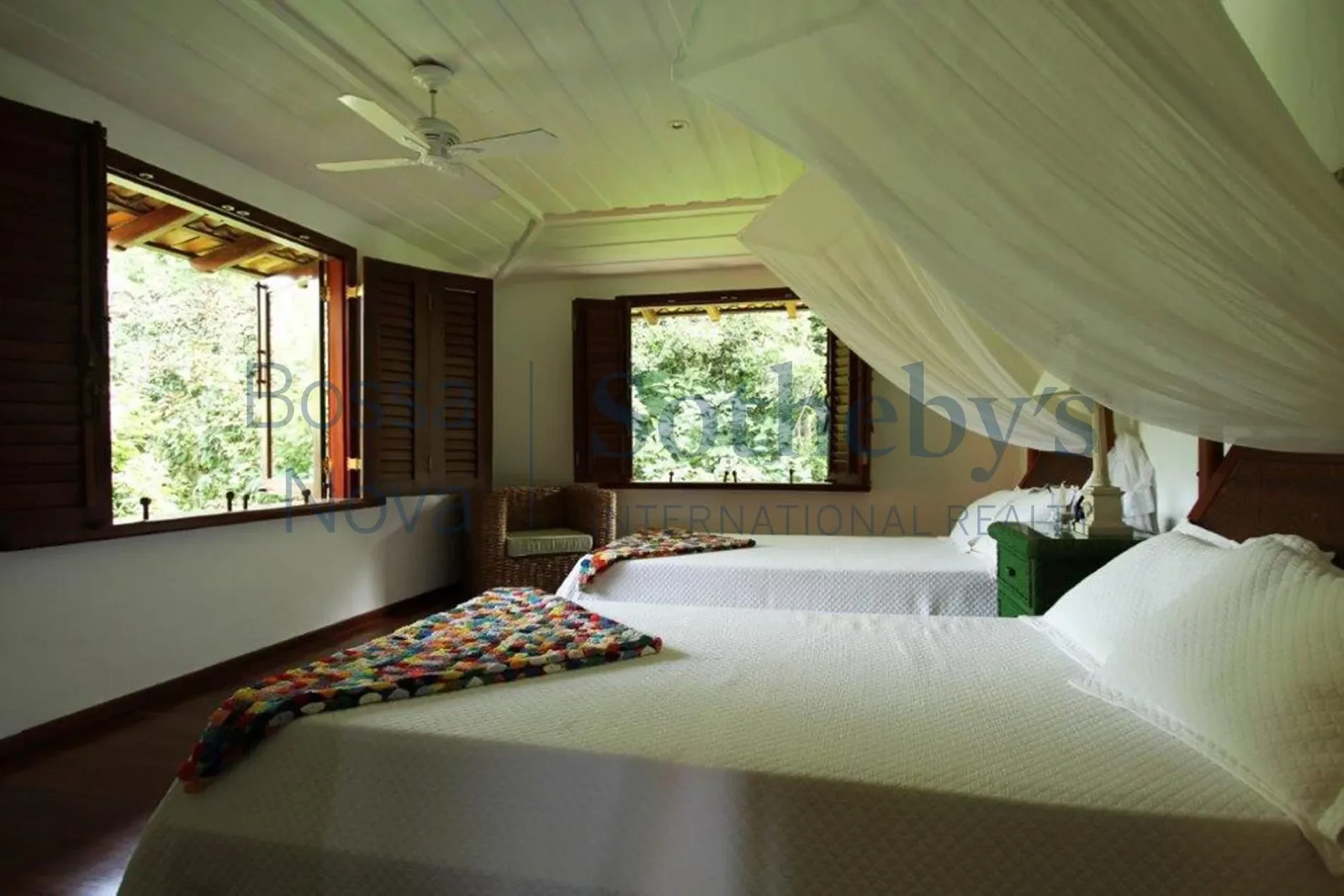 Gallery photo 6