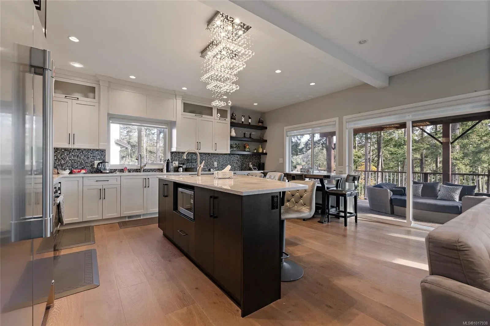 25 Tuzo Crt, View Royal, British Columbia, Canada. - Photo 20