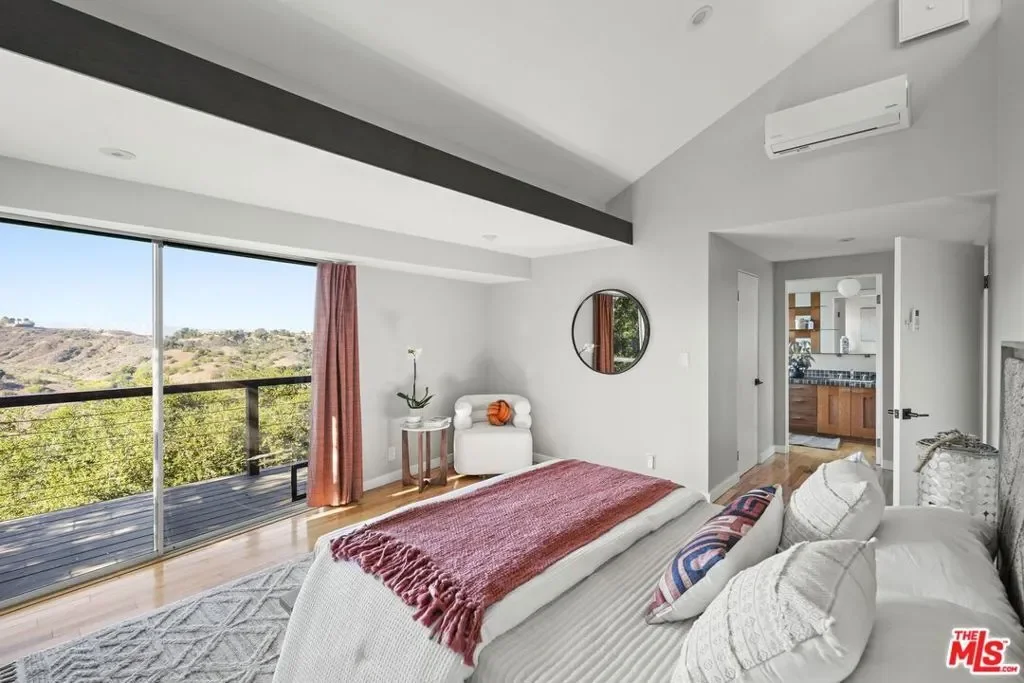 21956 Cereza Way, Topanga, California, United States. - Photo 55