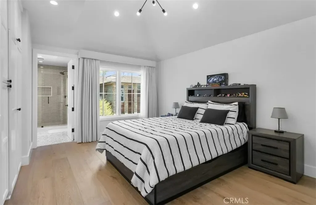 2401 Bayshore Drive, Newport Beach, California, United States. - Photo 39