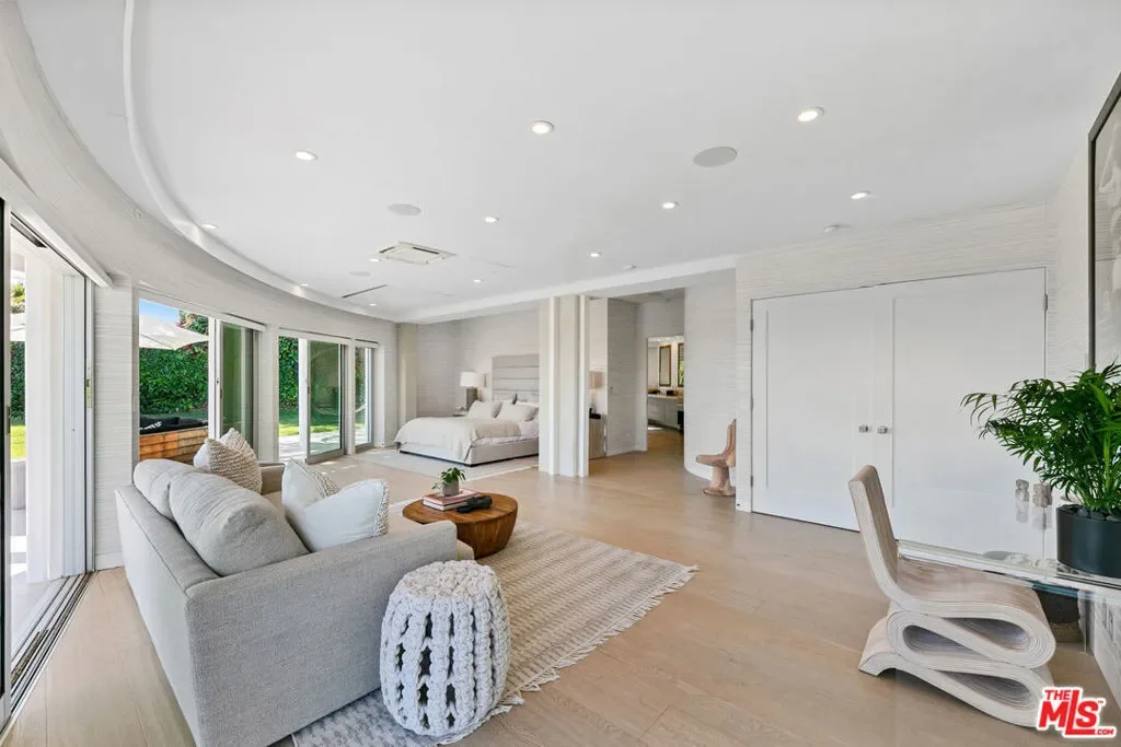 6375 Gayton Place, Malibu, California, United States. - Photo 18