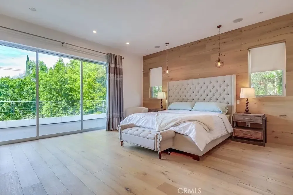 737 N Cherokee Avenue, Los Angeles, California, United States. - Photo 22