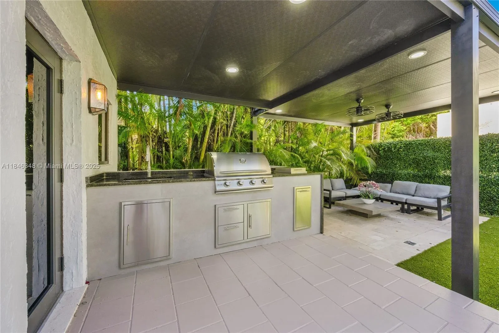 1117 Alberca St, Coral Gables, Florida, United States. - Photo 27