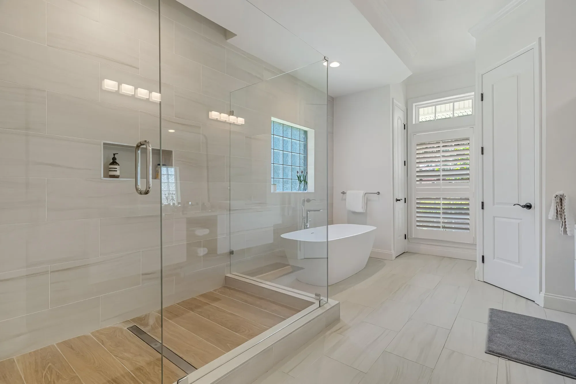 111 Troy Circle, Fort Walton Beach, FL 32547, Wright, Florida, United States. - Photo 3