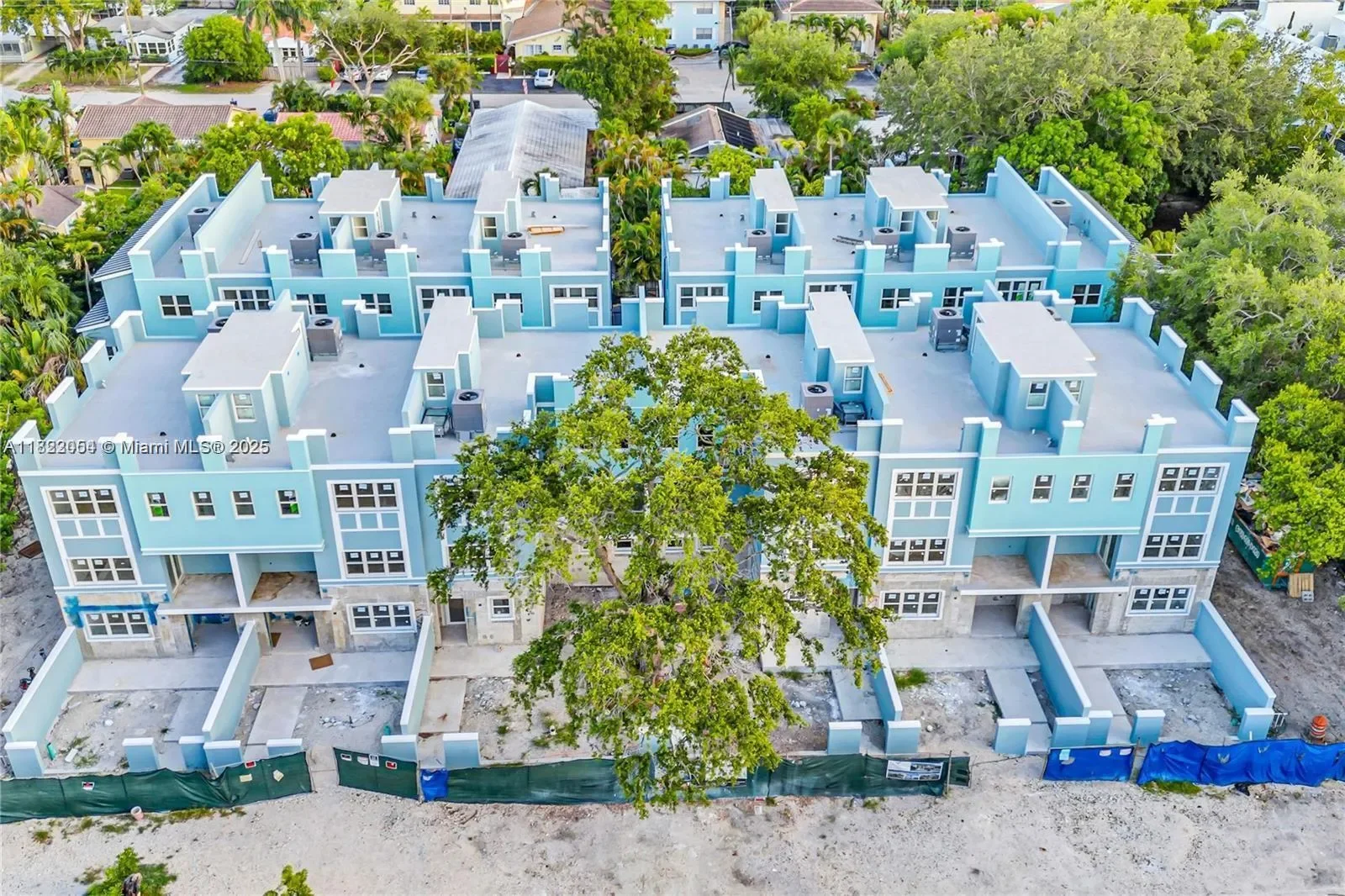 824 SE 12th Ct, Fort Lauderdale, Florida, United States. - Hero Image
